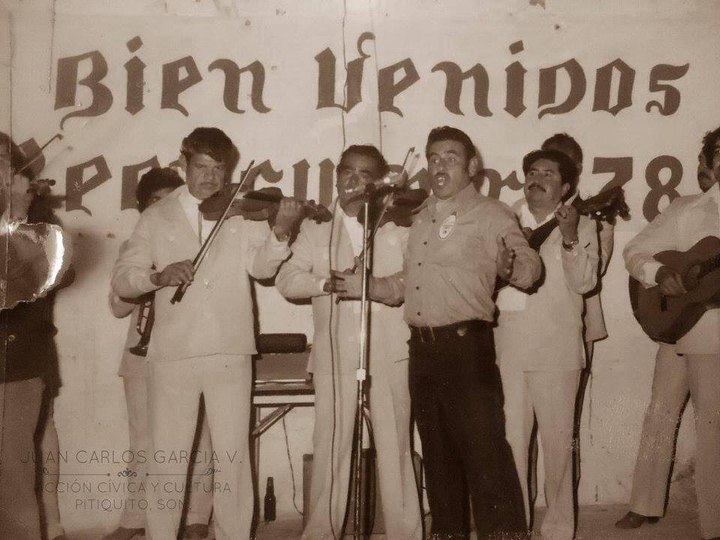 "Milo" Castillo. Primer reencuentro cantando "el ausente"