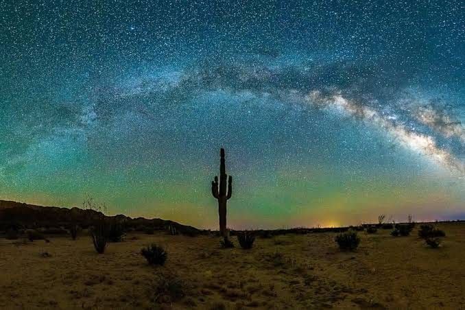 La noche de estrellas en El Pinacate.