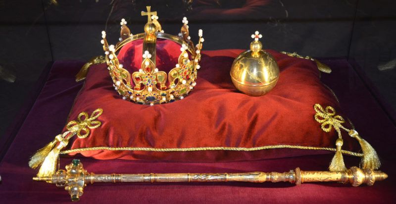 ¿Dónde están y cómo funcionan las principales monarquías del mundo?